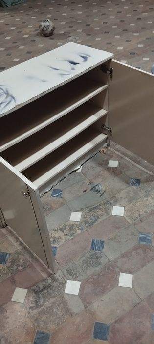 Дам бесплатно шкаф