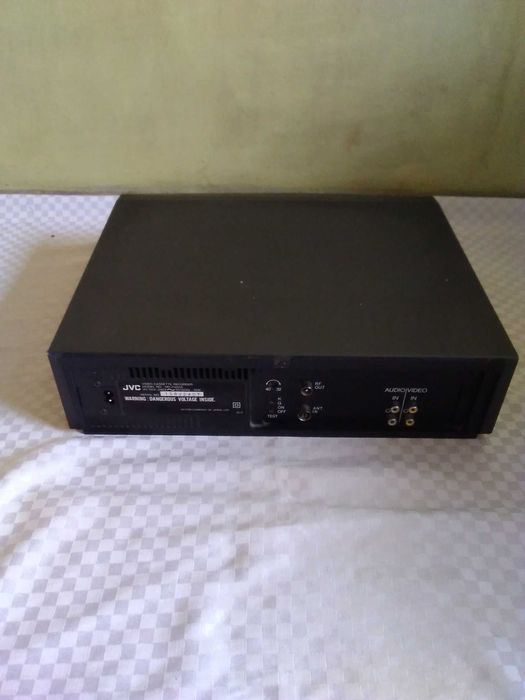 Видео рекордер JVC HR-J1200A