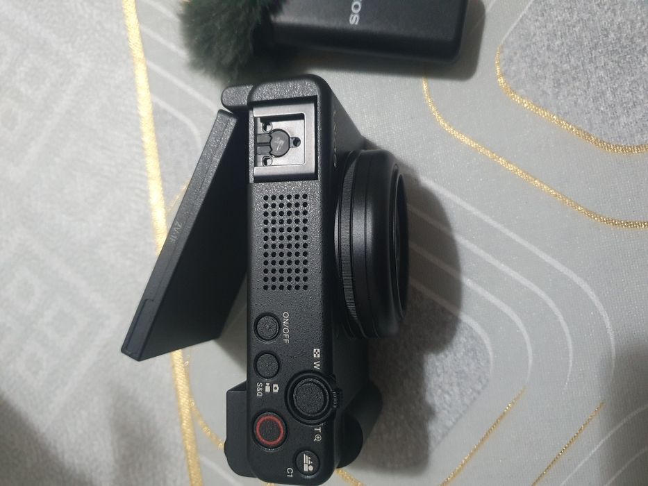 Sony foto va video apparat blogerlar uchun