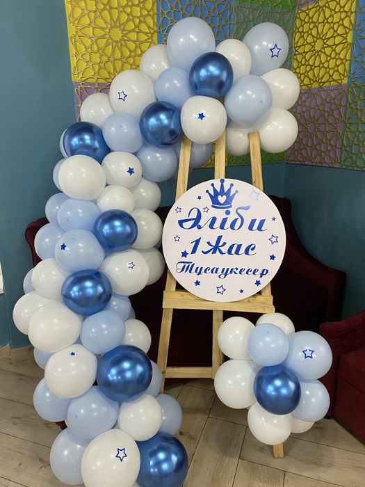 Фотозона на мольберте