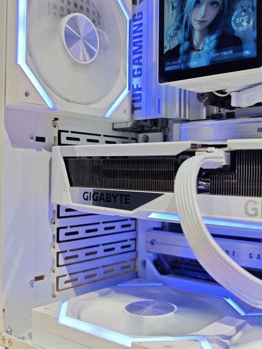 Ryzen 9 9900x/DDR5 32/Rtx 4070Super/ssd 1T