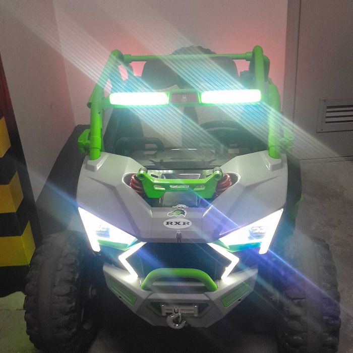 Детский электромобиль. на 6-9 лет.