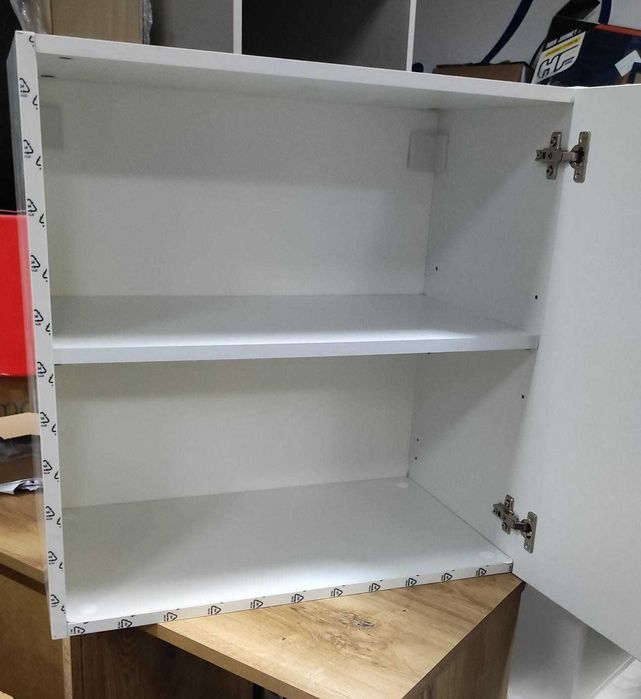 РАЗЧИСТВАМЕ СКЛАДА Тотална Разпродажба шкаф MAN