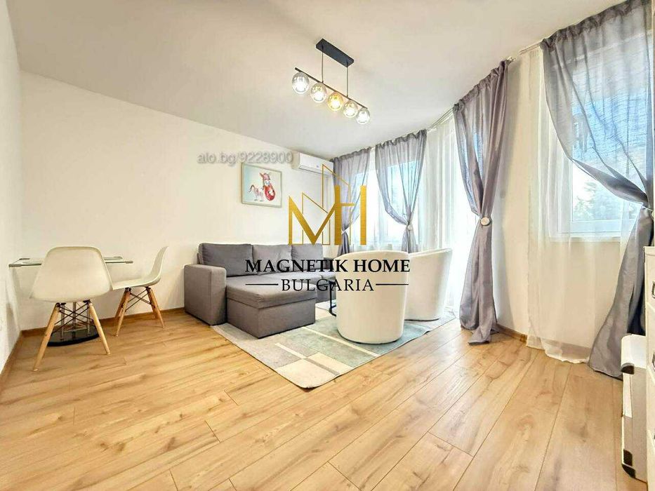 Разкошен двустаен апартамент с отделна кухня до у-ще ”Иван Вазов”