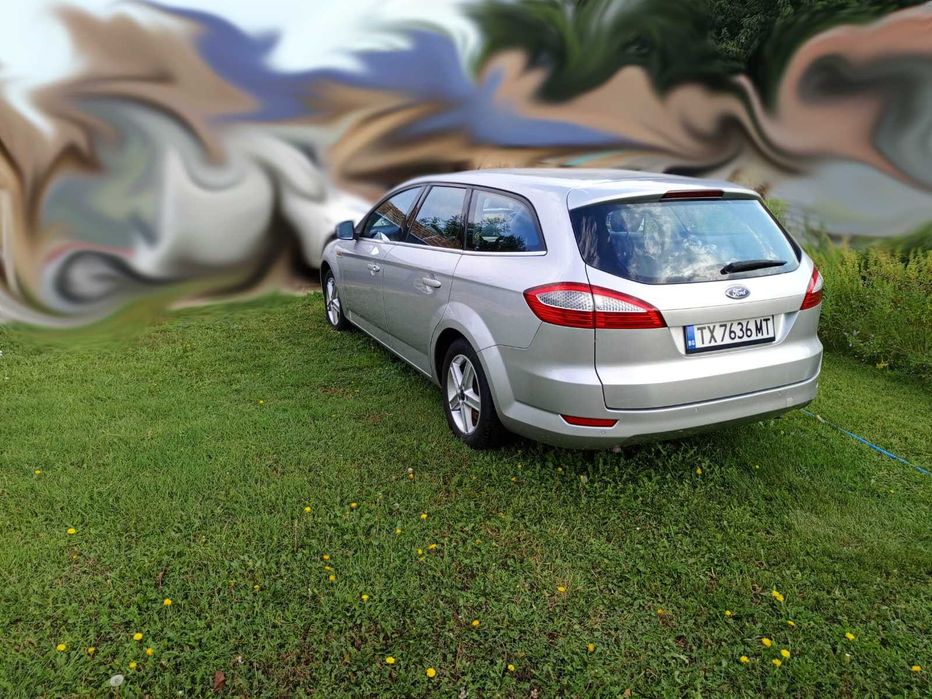 Продавам Ford в много добро състояние