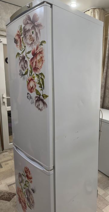 Холодильник INDESIT