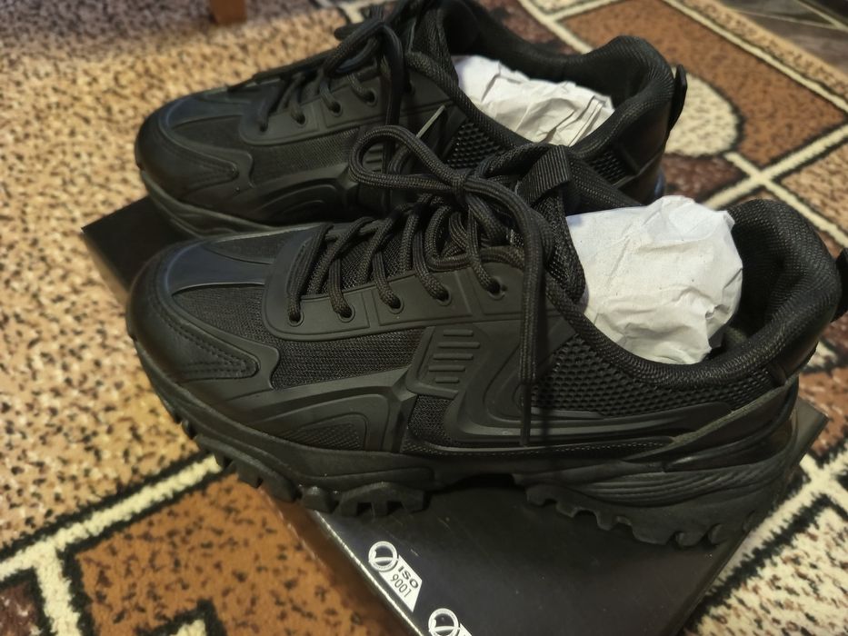 Черни дамски сникърс обувки