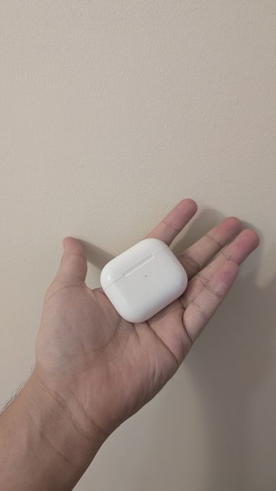 Airpods 3 в идеальном состоянии