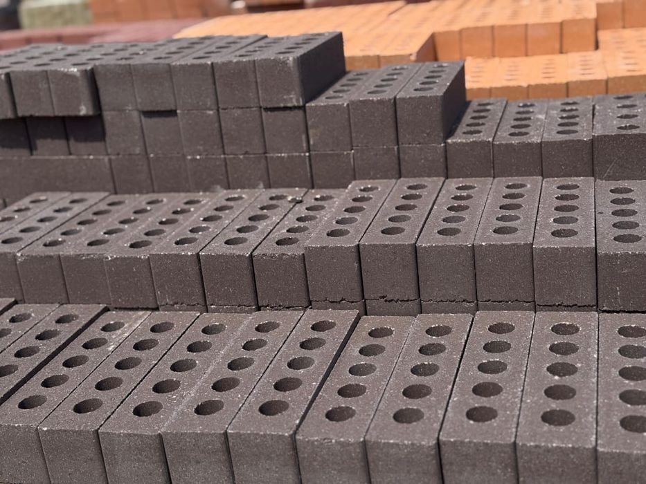 Кирпич евро половинка