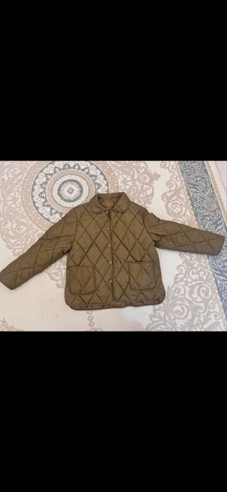 Легкая куртка женская