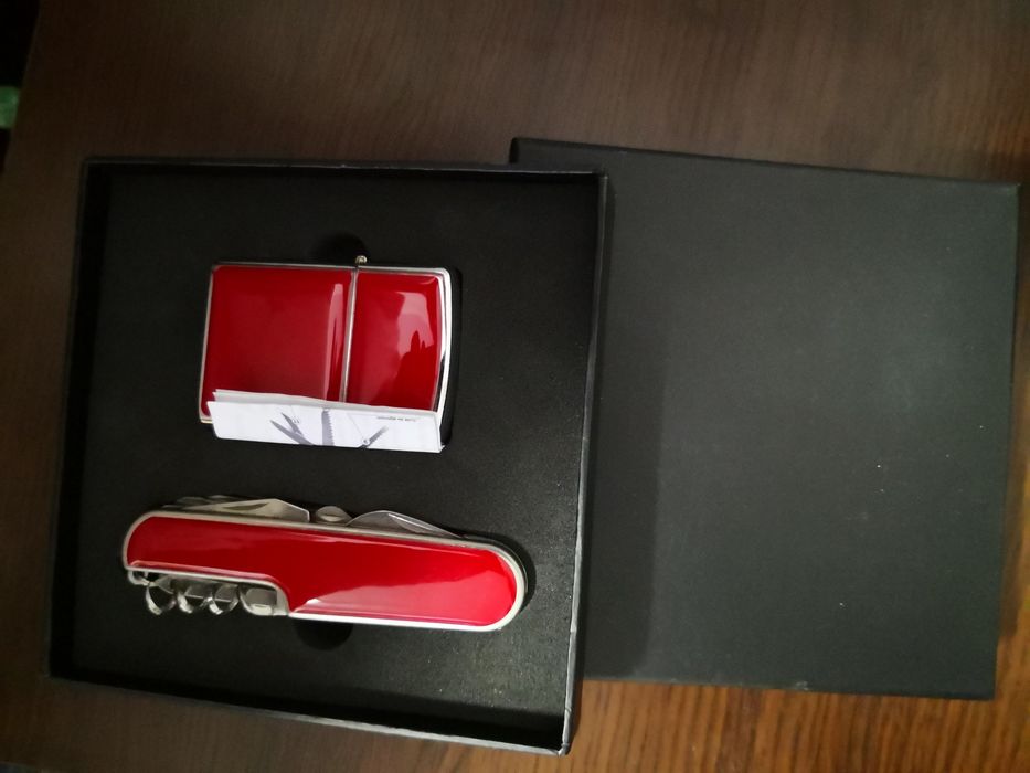 Bricheta gaz și briceag