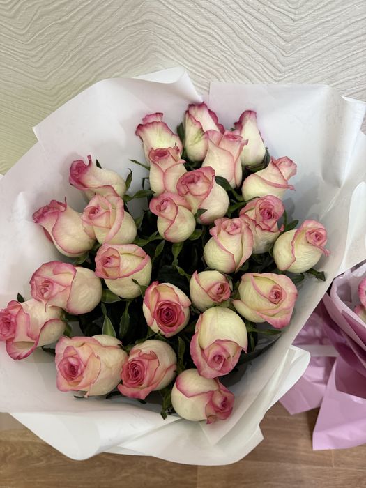 Цветы свежие 15/25шт