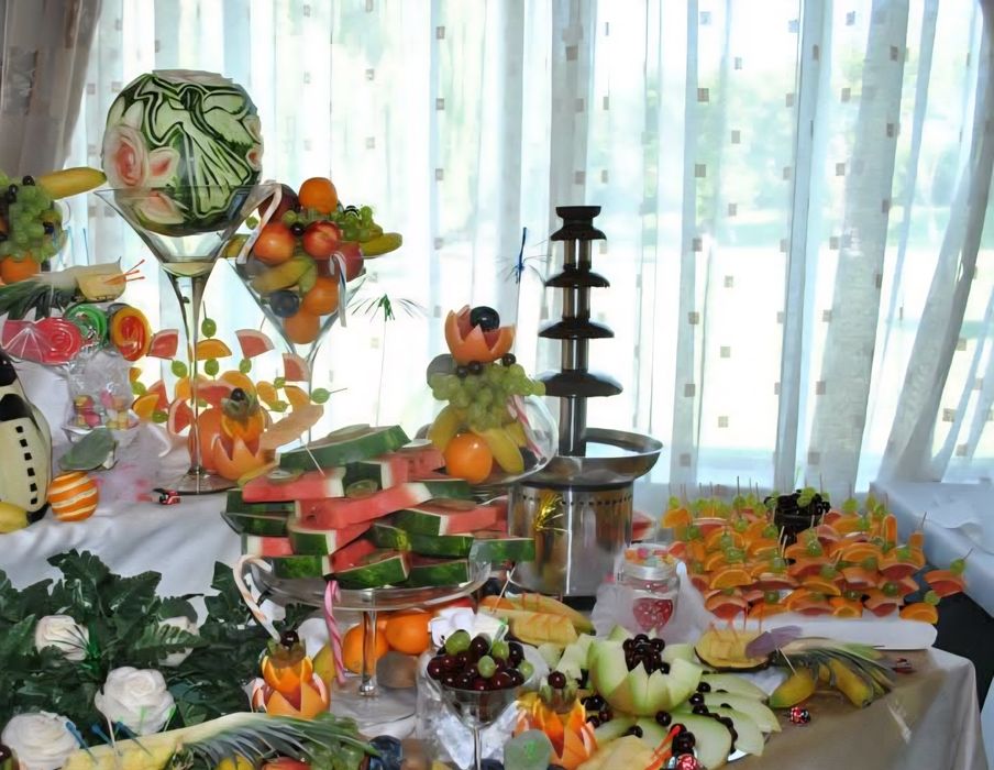 Fântână de ciocolată 5 etaje