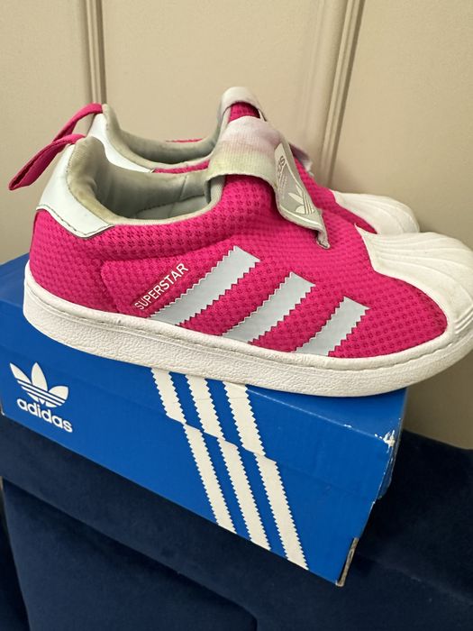 Кроссовки Adidas