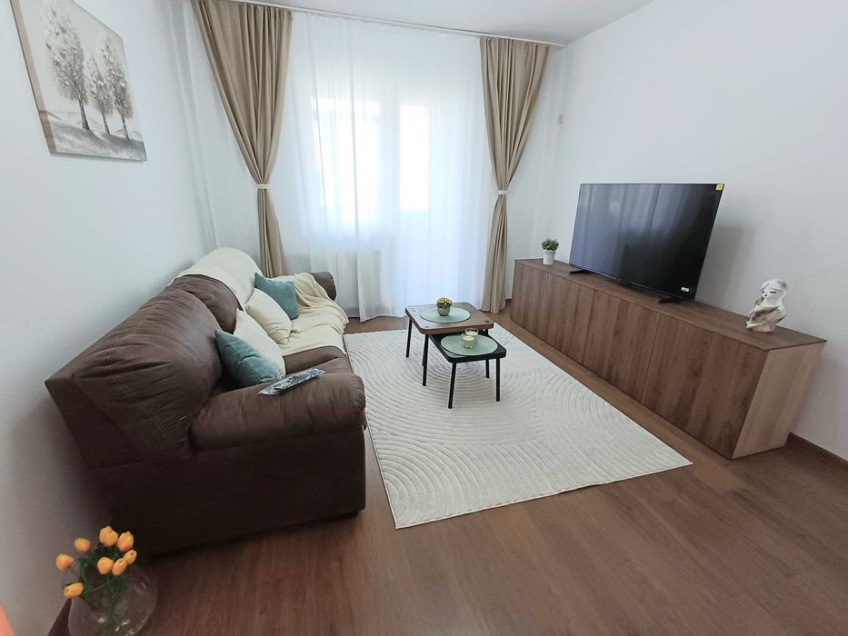 Proprietar Inchiriez apartament 2 camere Militari Residence Tineretului |Parcare| Bucatarie inchisa |