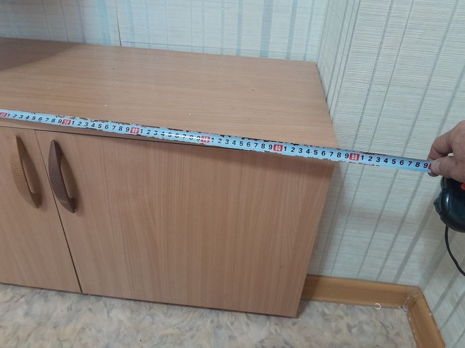 Тумбочки  продам