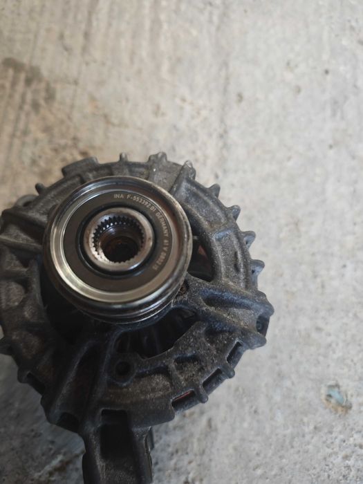 Alernator Volvo XC60, model 2015, motor 2.4