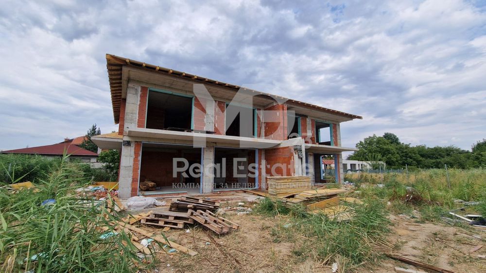 Къща в Пловдив-Беломорски площ 248 цена 350000