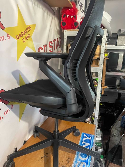Scaun de birou ergonomic  Steelcase- Gesture 3D LiveBack