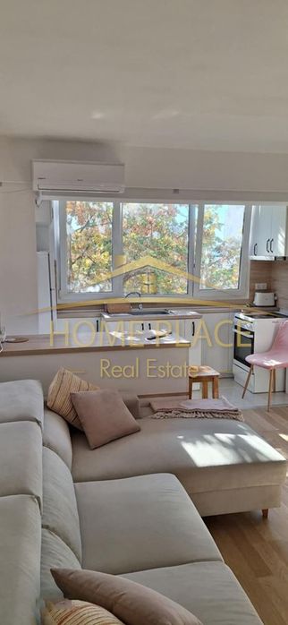 Дава се под наем Двустаен апартамент в Варна, Левски - 50 кв.м за 648.21 € - Снимка #1