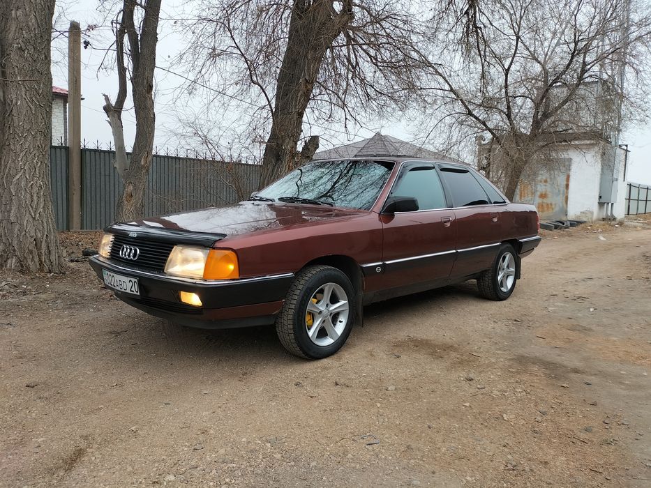 Продам Ауди 100 об 2.3