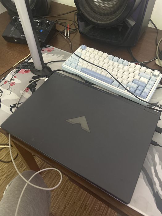 HP Victus Rtx2050 R5 7535HS