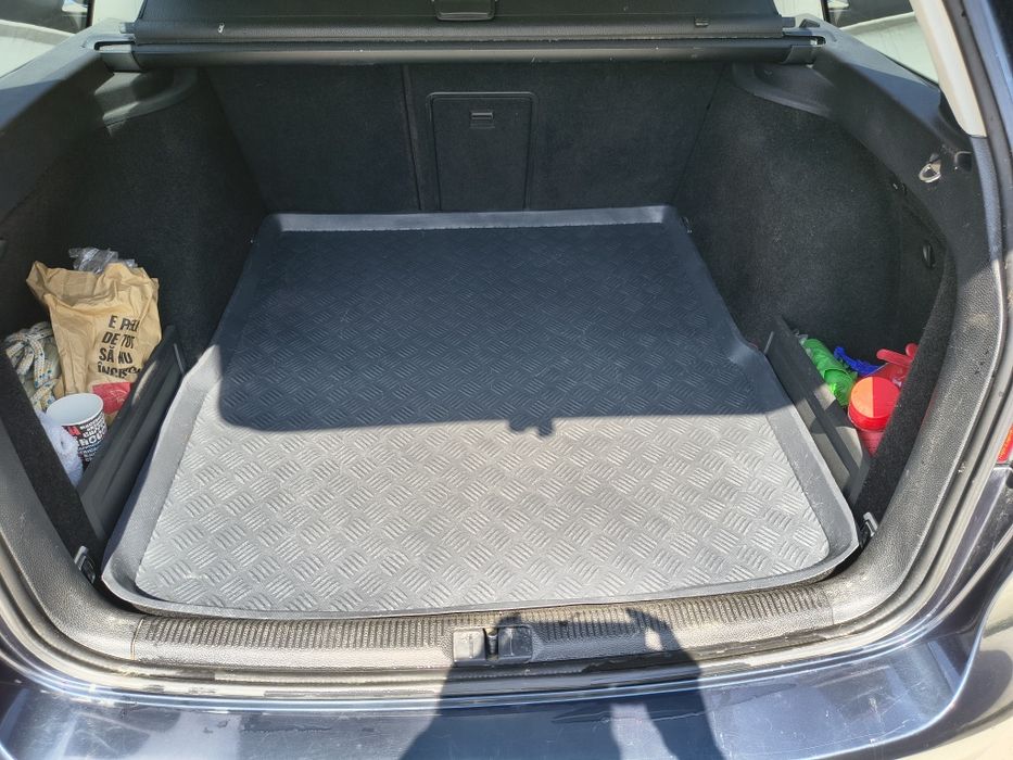 Vând Volskwagen Passat