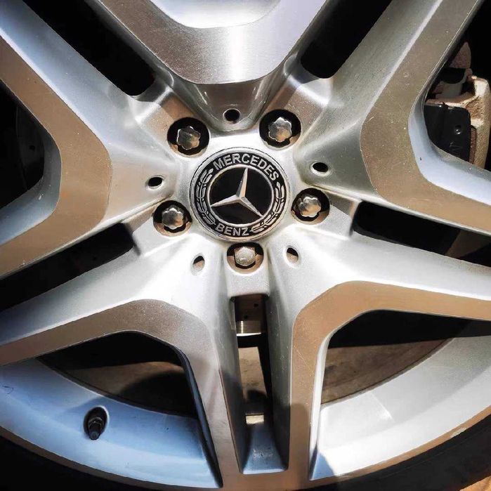 капачки за джанти 75мм за Mercedes-Benz – черни класик комплект