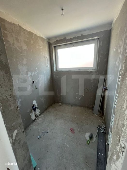 Apartament semidecomandat, bucatarie inchisa, terasa de 64 mp, zona ce