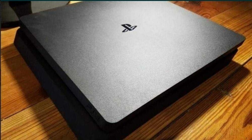 Playstation 4 + 15 Jocuri