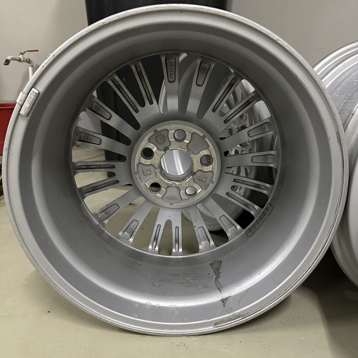 Комплект дисков  Camry 80