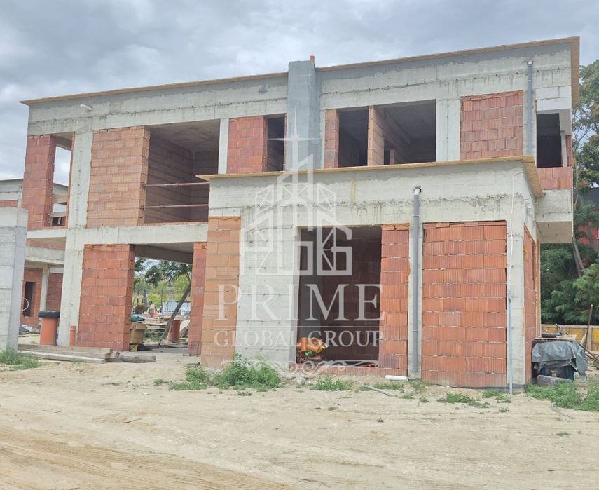 Къща във Варна- м-т Прибой площ 180 кв.м цена 463000 €