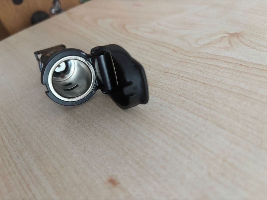 Vând suport priză brichetă auto