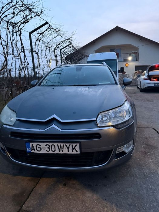Vând auto Citroen C5