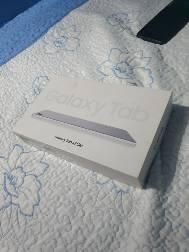 Tabletă Samsung Galaxy Tab A7 Lite (cu SIM / 4G) - Pachet complet magazin - Predare Sadu / Sibiu