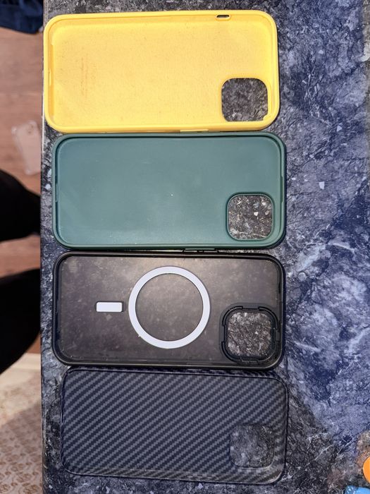 4 чехла на айфон 14-15 обычный