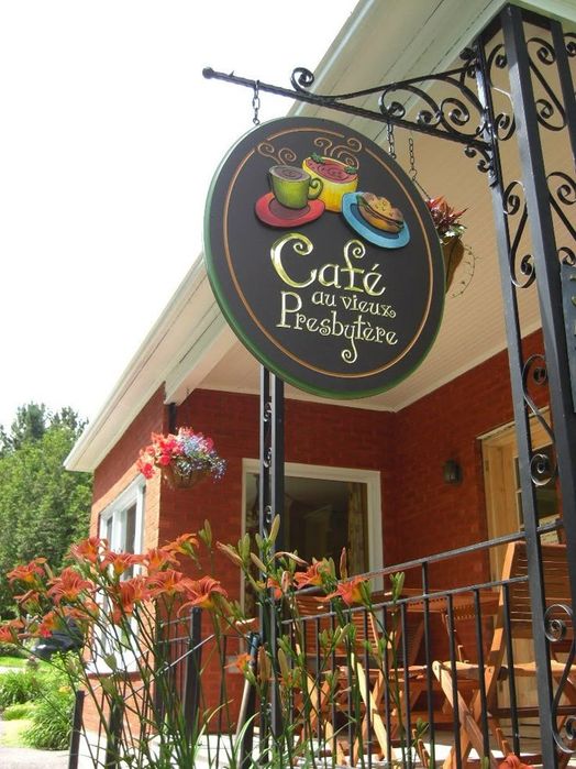 Металлические и деревянные штендеры на заказ | Лазерная резка и печать