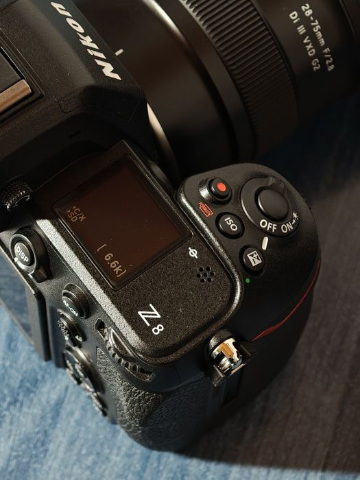 Nikon Z8, garanție 1.5 ani, 38 K cadre