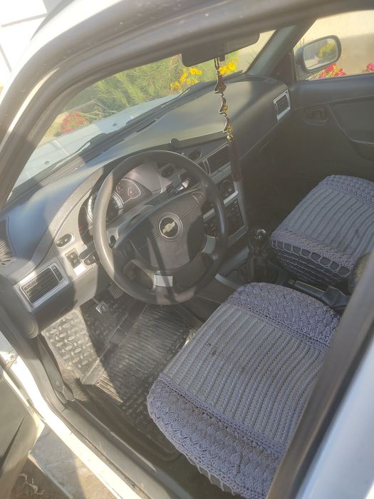 Nexia 2 sotiladi holati yaxwi 1.5 gibrid