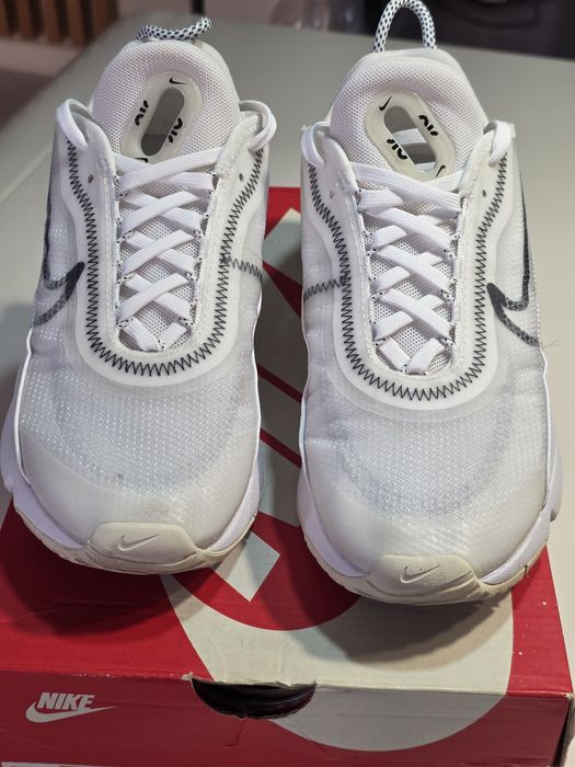 Nike 2090 - 39 номер  неразличими от нови