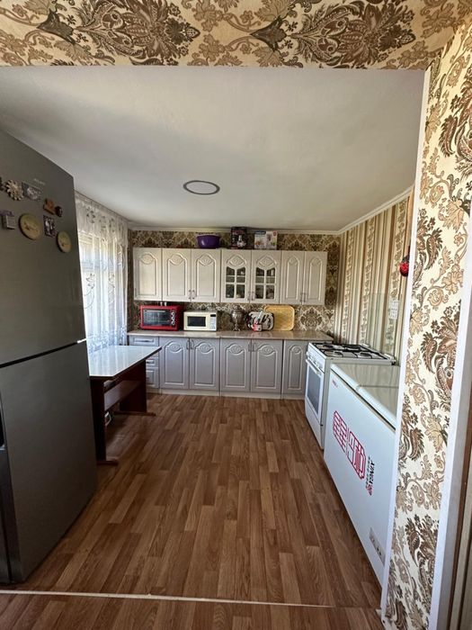 Продам дом в с. Златополье