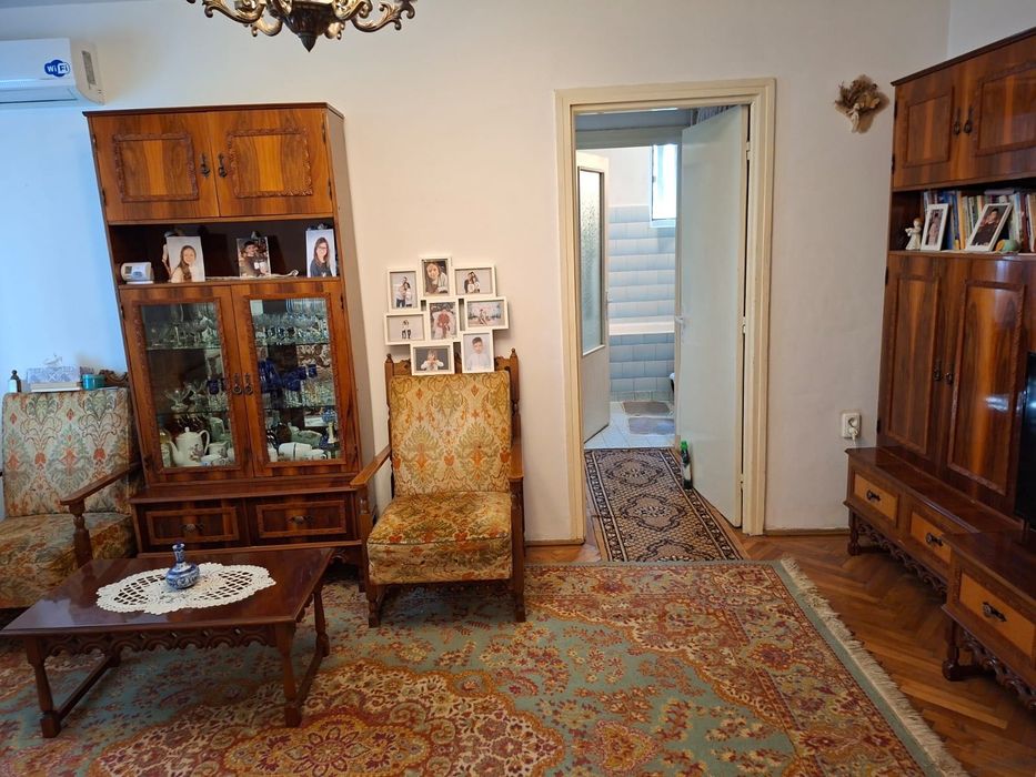 Proprietar, vand apartament 3 camere, etaj 1,Cartier Gara