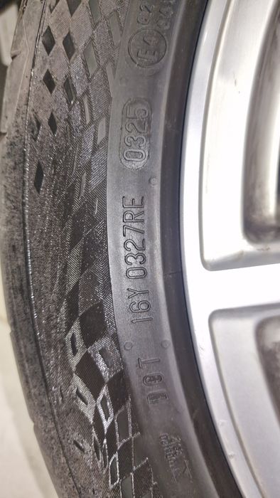 Нови гуми с джанти 255 /40 /19 за Audi