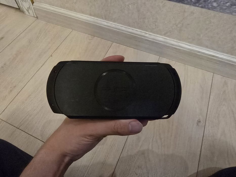 Psp street, не видить memory card