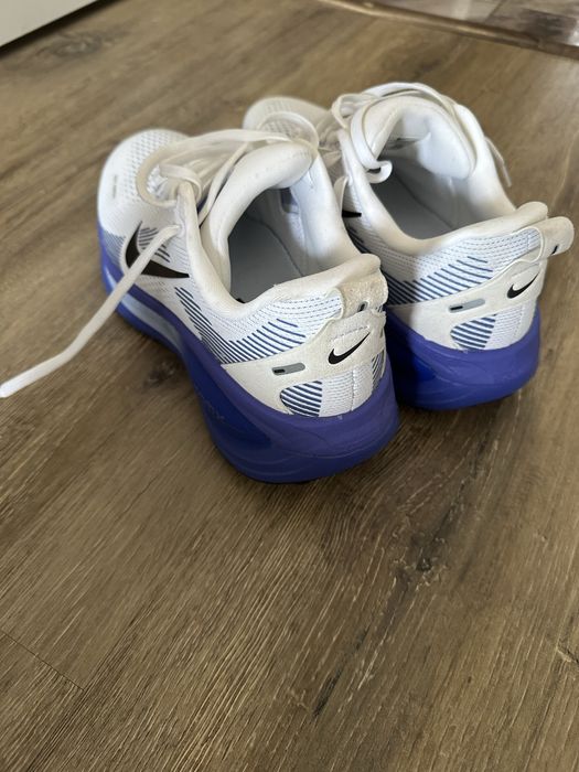 Nike Vomero Plus 41