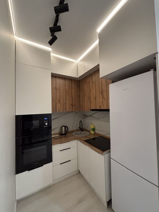 Сдам квартира посуточно 24/7 ЖК Аделе