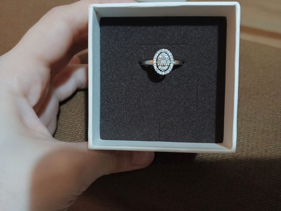 Бриллиантовое кольцо/серьги, роскошь