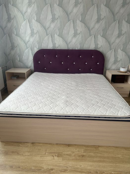 Кровать двухспальная