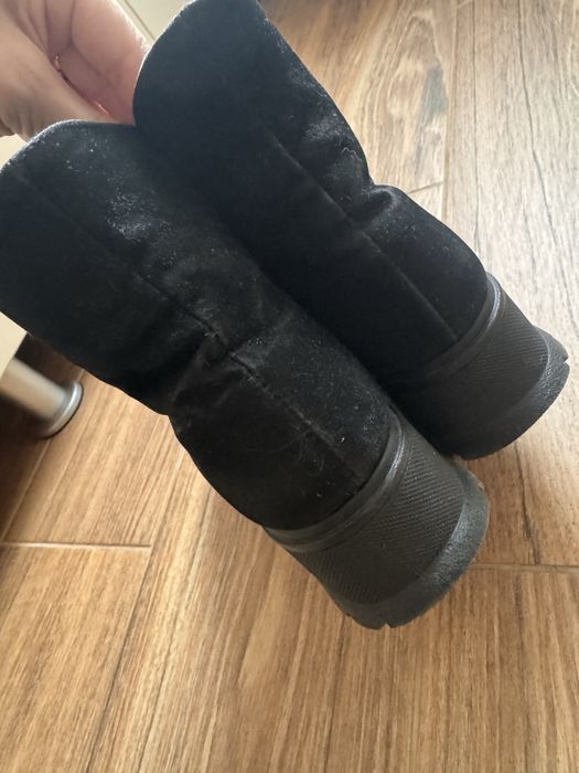 Ghete piele intoarsa eco