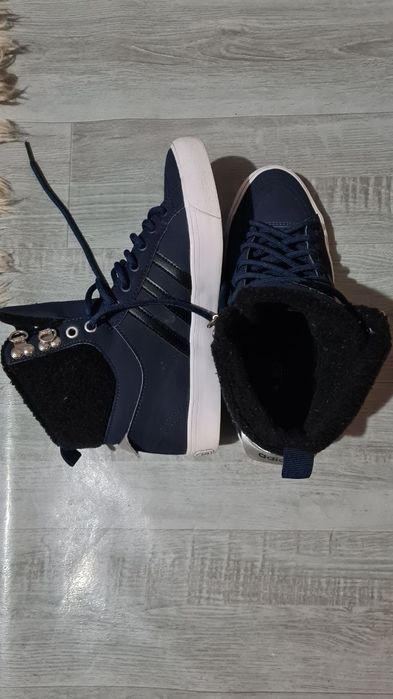 Демисезонные кроссовки Adidas original